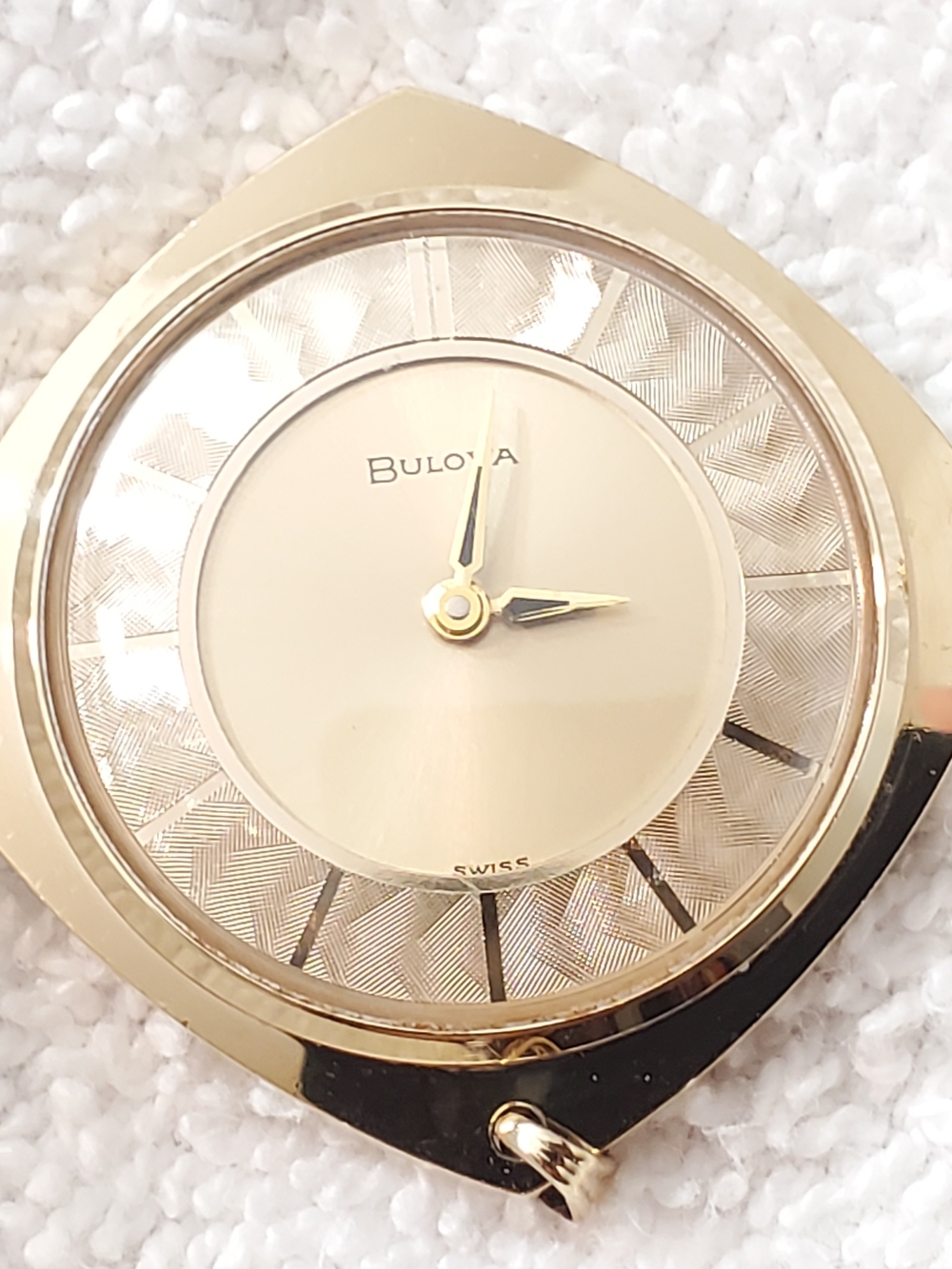Vintage Bulova Swiss Women's Pendant Wind Up Watch 17 Jewels Microns Gold Plated
